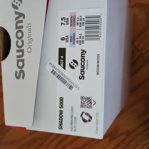 Saucony Shadow 5000 sneaker,  size 7 1/2